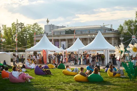 «Дні Книжкової країни»: понад 40 подій у книгарнях Києва