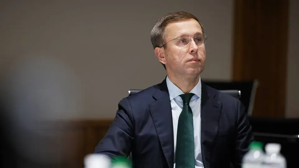 Кабмін перегляне штат міністерств: скоротять вакансії та заступників