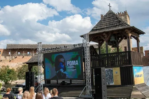 «Друге дихання»: у Луцьку показали фільм про п’ятьох поранених воїнів, які підкорили Кіліманджаро