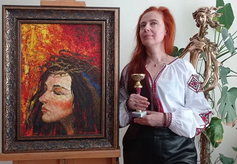 Гран-прі за «Нескорених»: як вінницька художниця підкорила журі та публіку